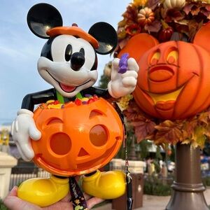✨ WDW Mickey Halloween Popcorn Bucket NEW LIGHTS UP✨ 2024